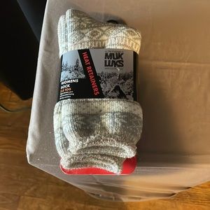 Mukluks women’s heat retainers socks size 6 to 11